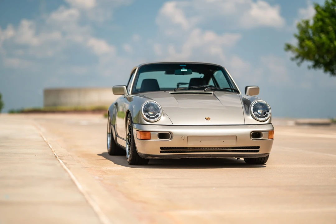 1989 Porsche 964 Carrera 4 - Image 15 of 31