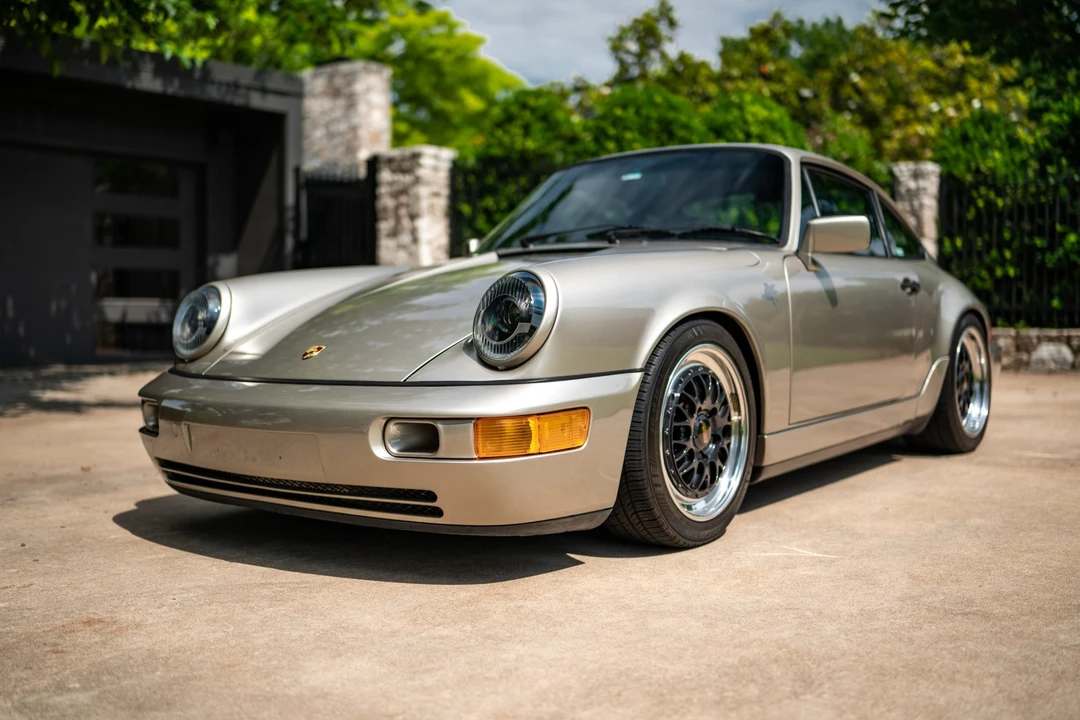 1989 Porsche 964 Carrera 4 - Image 8 of 31