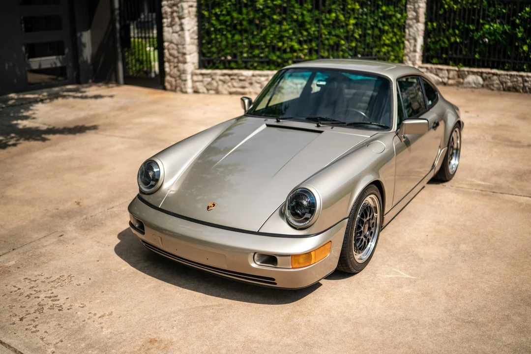 1989 Porsche 964 Carrera 4 - Image 11 of 31