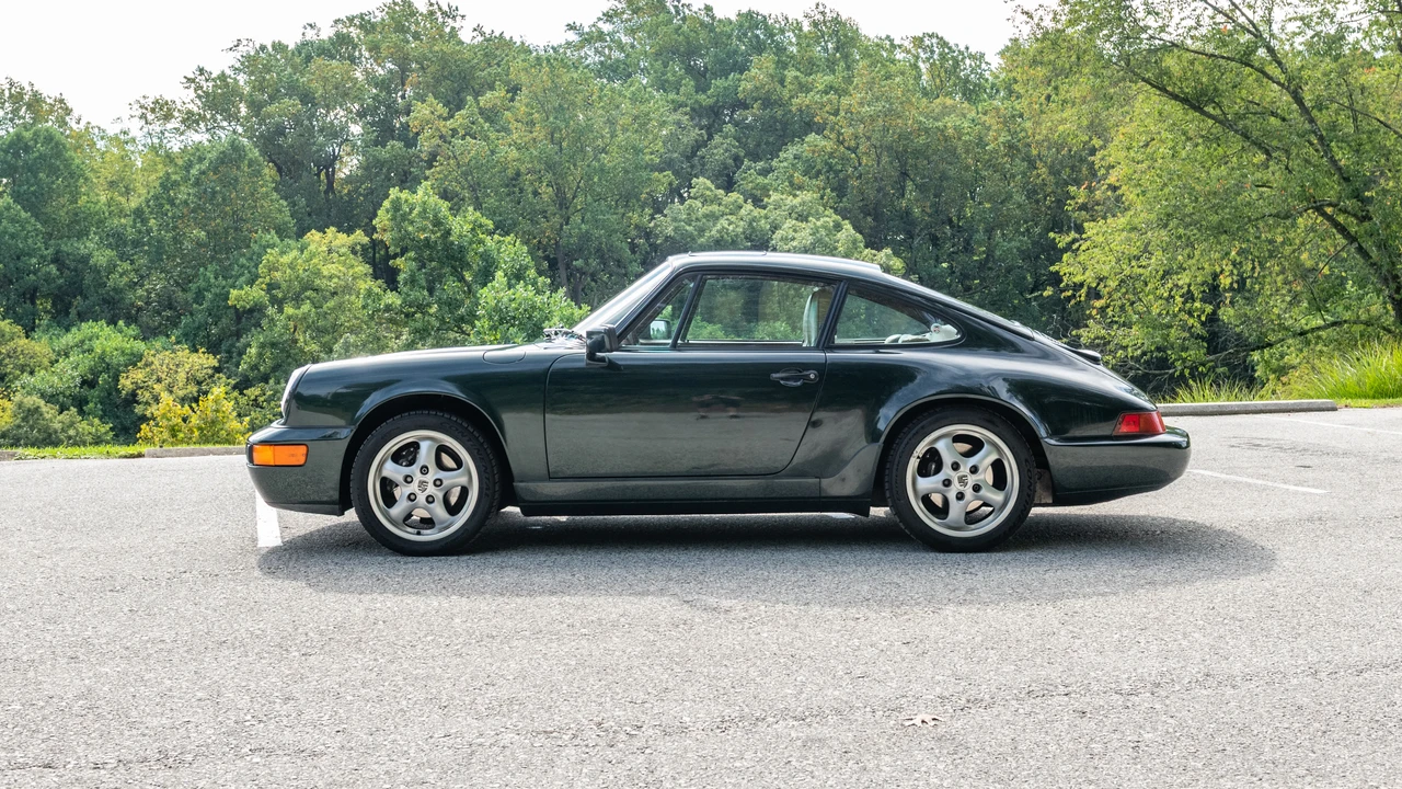 1989 Porsche 964 Carrera 4 - Image 6 of 31