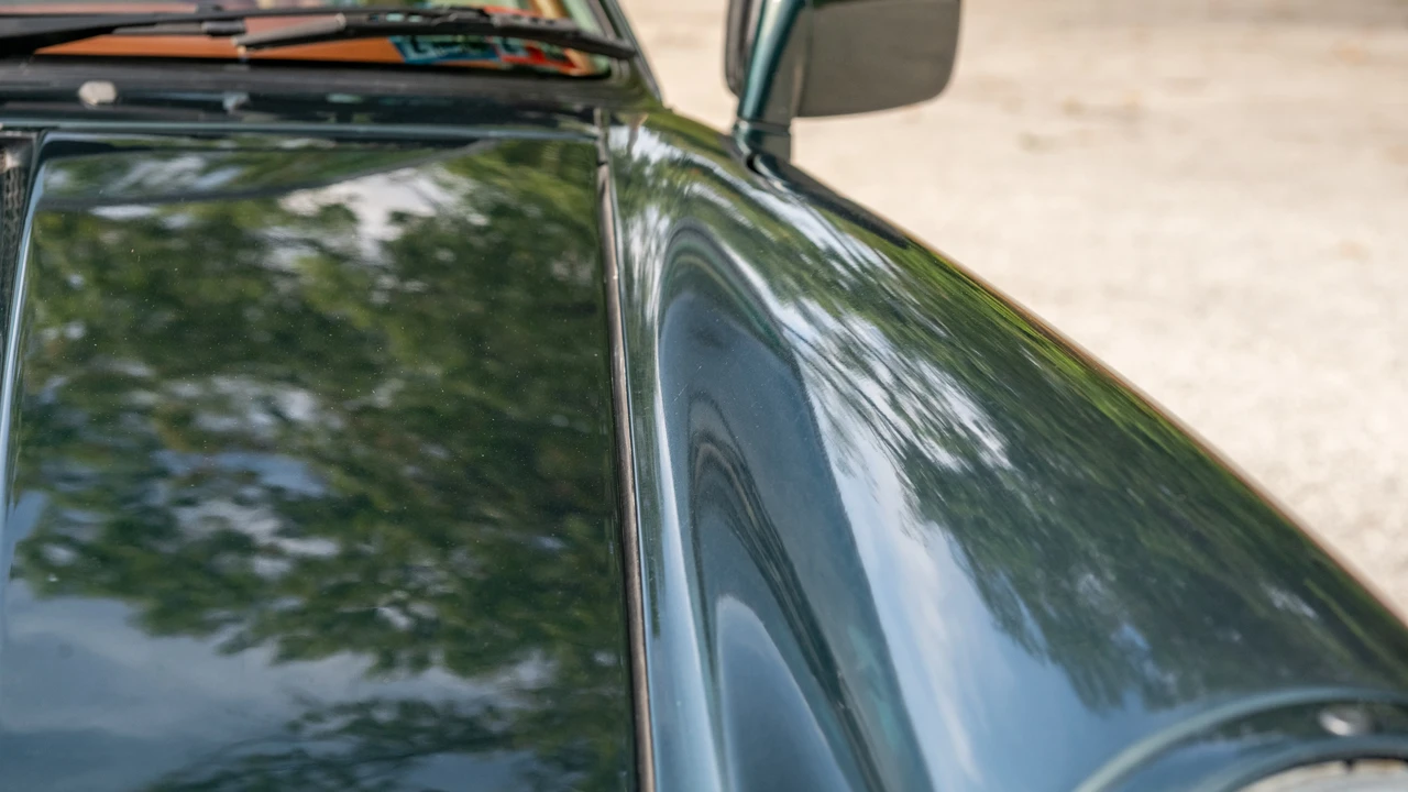 1989 Porsche 964 Carrera 4 - Image 24 of 31
