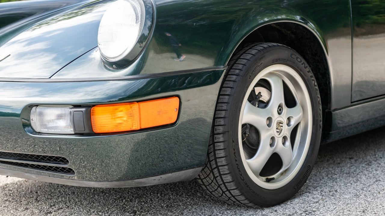 1989 Porsche 964 Carrera 4 - Image 19 of 31