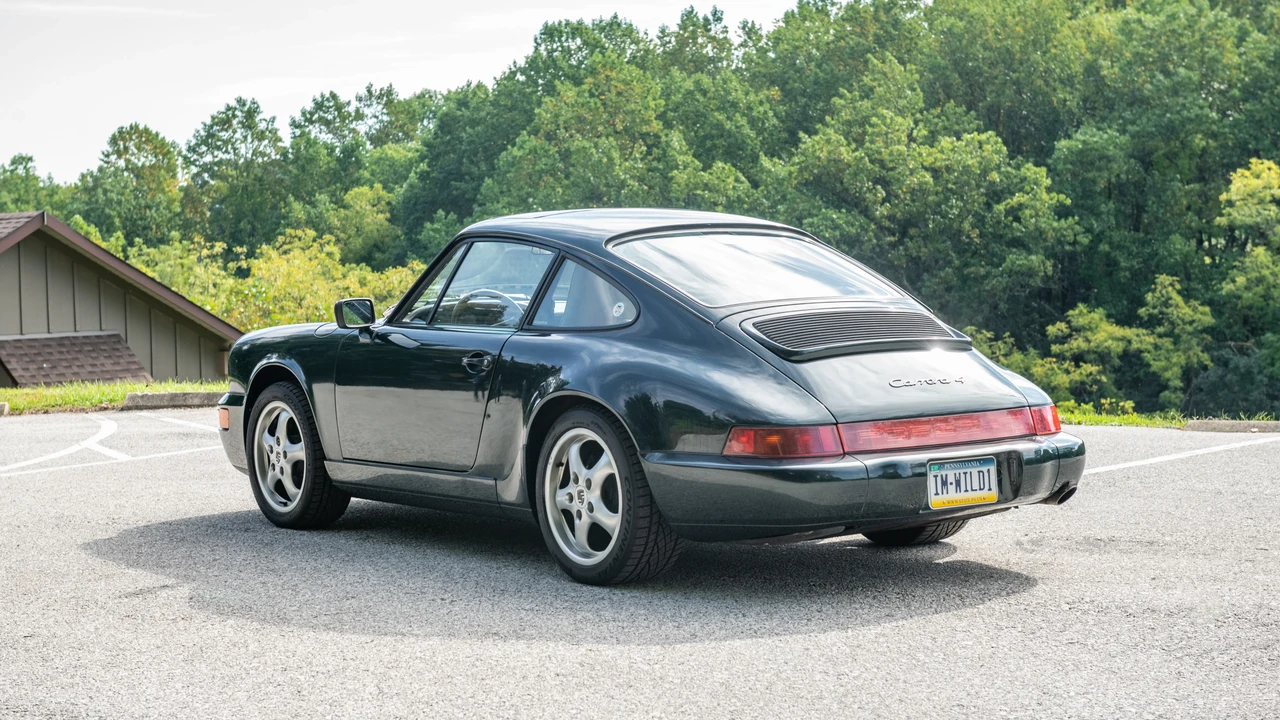 1989 Porsche 964 Carrera 4 - Image 4 of 31