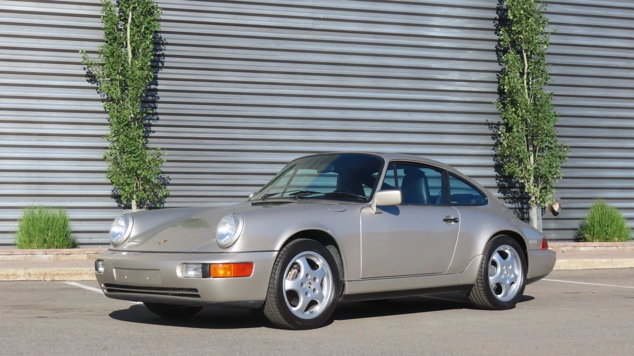 1989 Porsche 964 Carrera 4 - Image 5 of 31