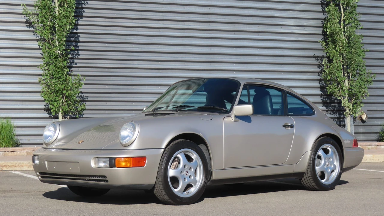 1989 Porsche 964 Carrera 4 - Image 6 of 31