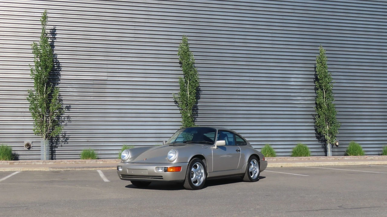 1989 Porsche 964 Carrera 4 - Image 2 of 31