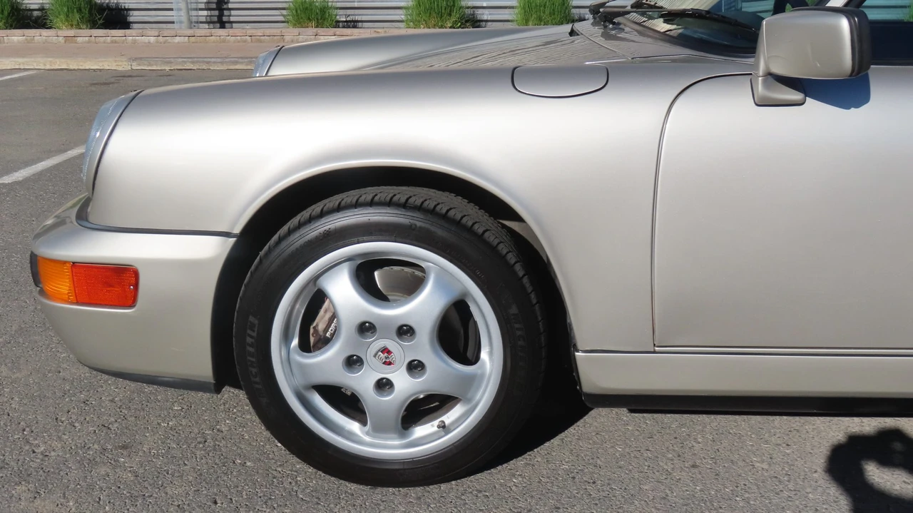 1989 Porsche 964 Carrera 4 - Image 24 of 31