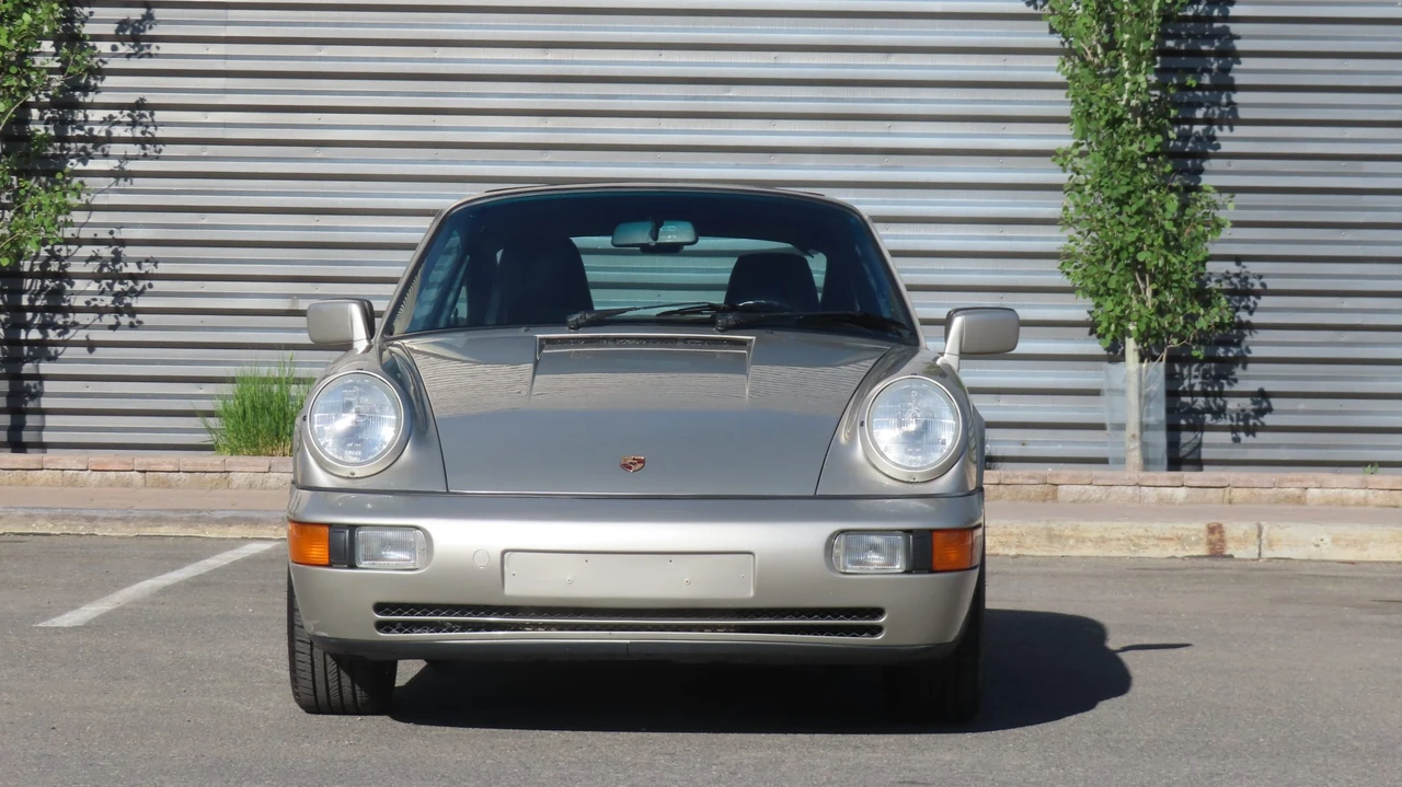 1989 Porsche 964 Carrera 4 - Image 9 of 31