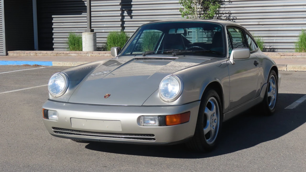 1989 Porsche 964 Carrera 4 - Image 8 of 31
