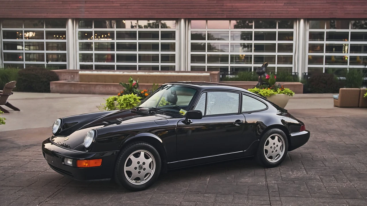 1989 Porsche 964 Carrera 4 - Image 3 of 31