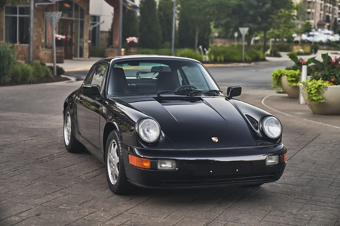 1989 Porsche 964 Carrera 4 - Image 14 of 31