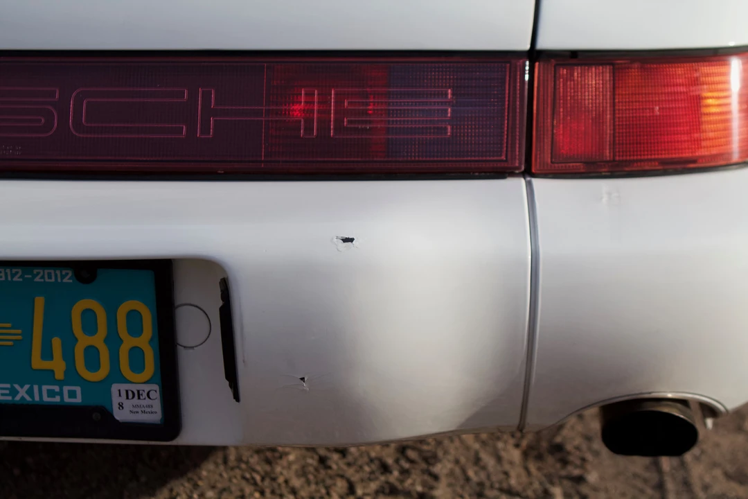 1989 Porsche 964 Carrera 4 - Image 16 of 31