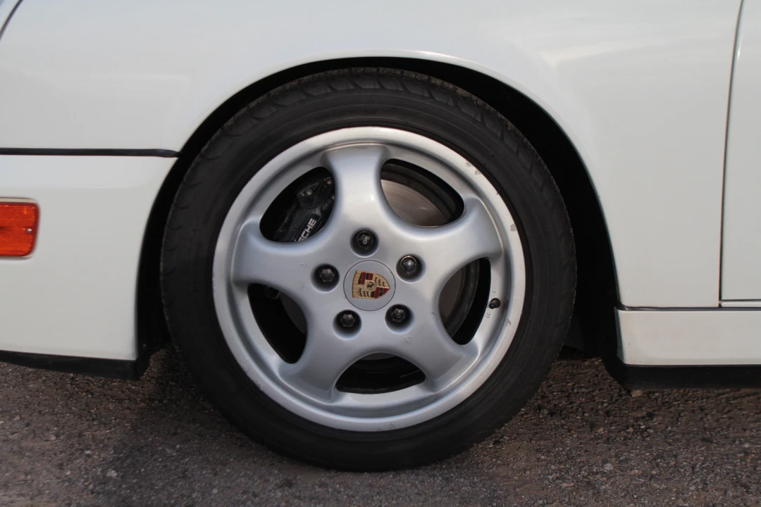 1989 Porsche 964 Carrera 4 - Image 26 of 31