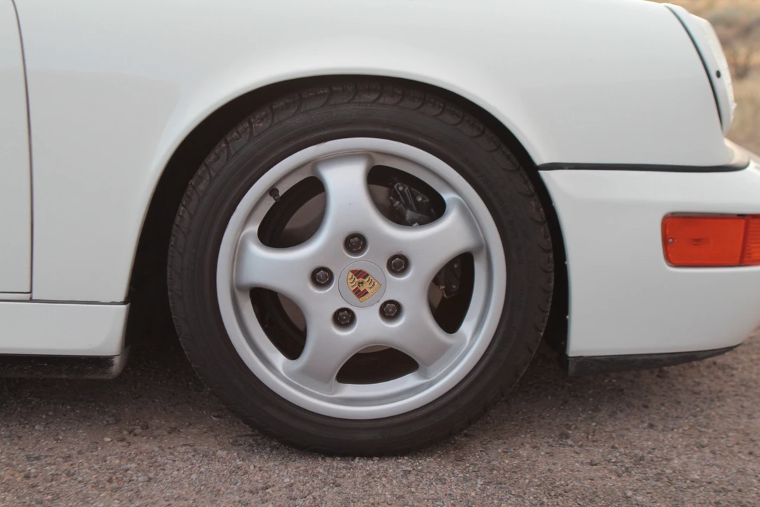 1989 Porsche 964 Carrera 4 - Image 25 of 31