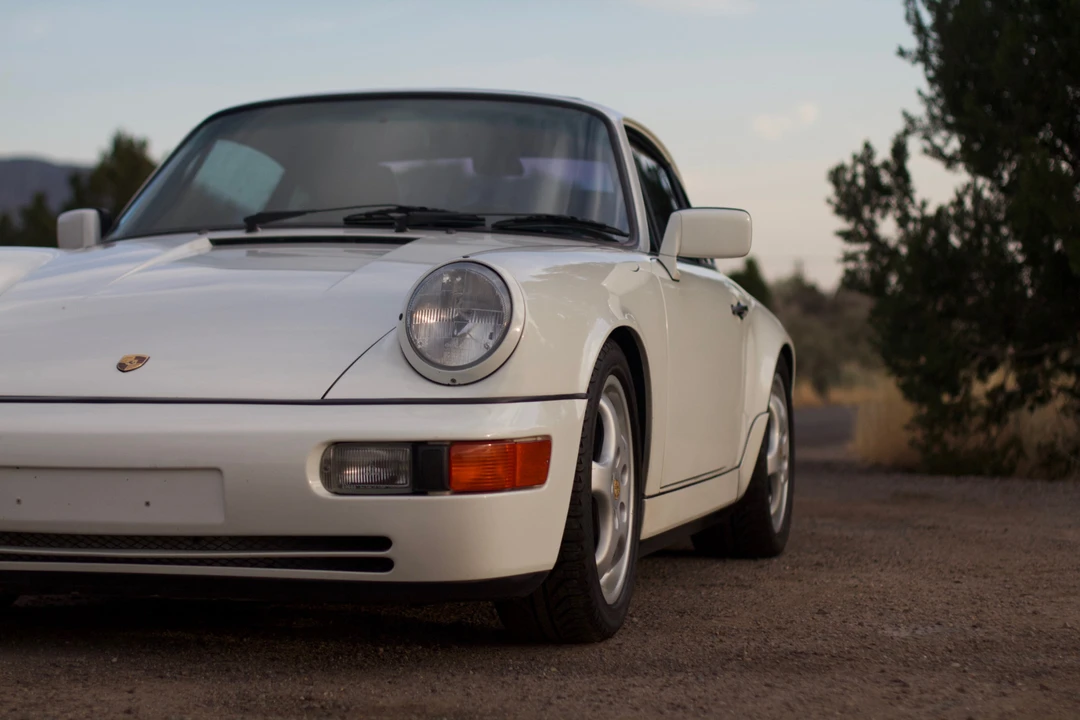 1989 Porsche 964 Carrera 4 - Image 2 of 31