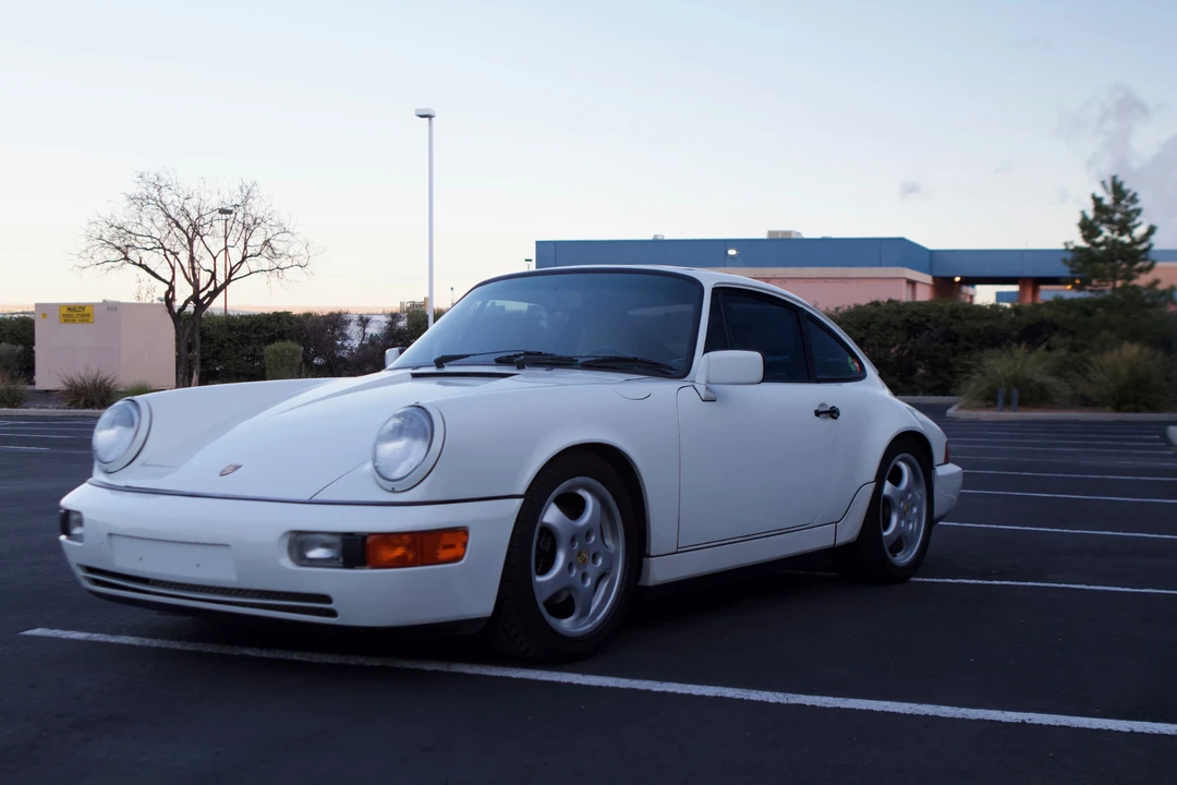 1989 Porsche 964 Carrera 4 - Image 21 of 31