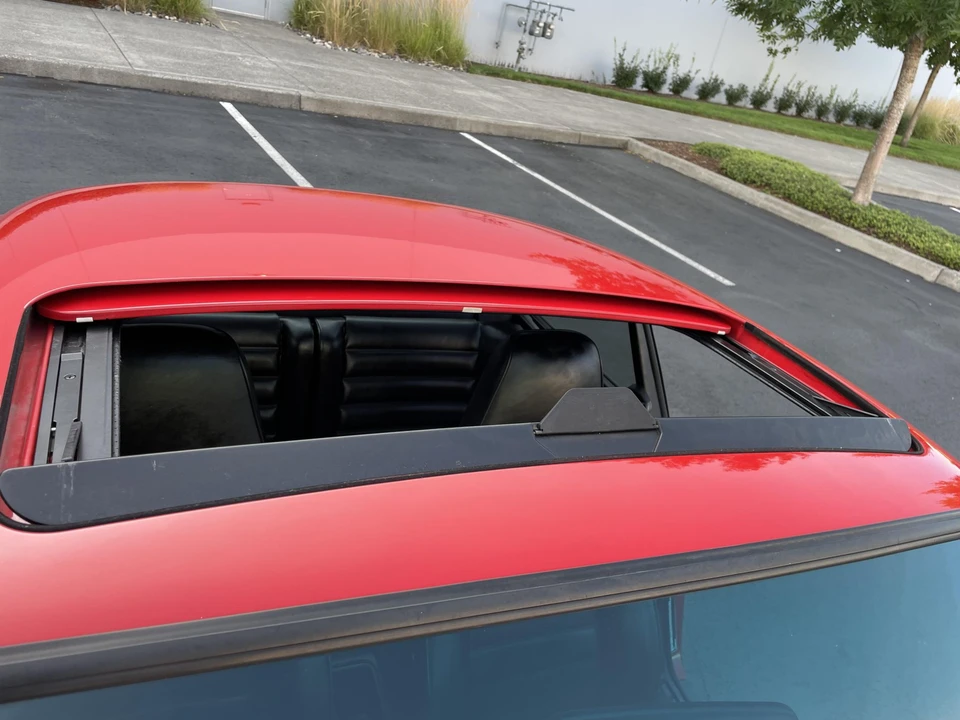 1989 Porsche 964 Carrera 4 - Image 30 of 31