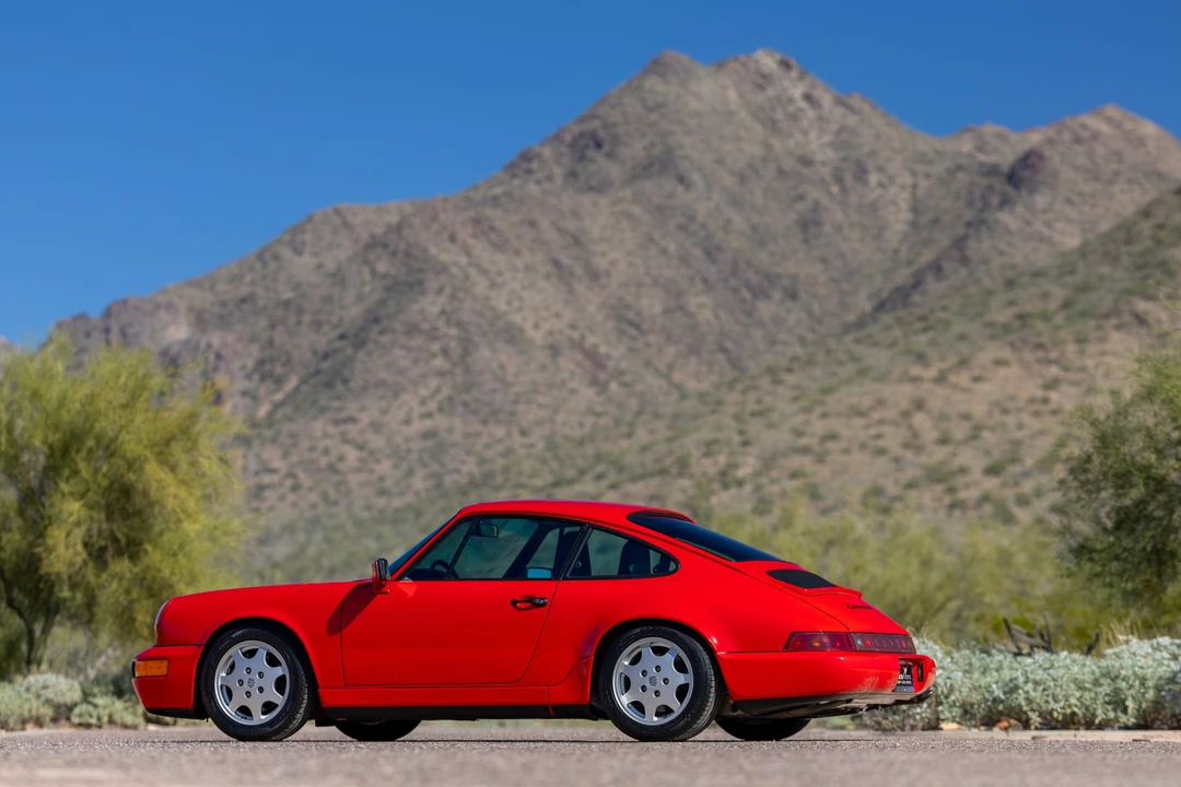 1989 Porsche 964 Carrera 4 - Image 7 of 31
