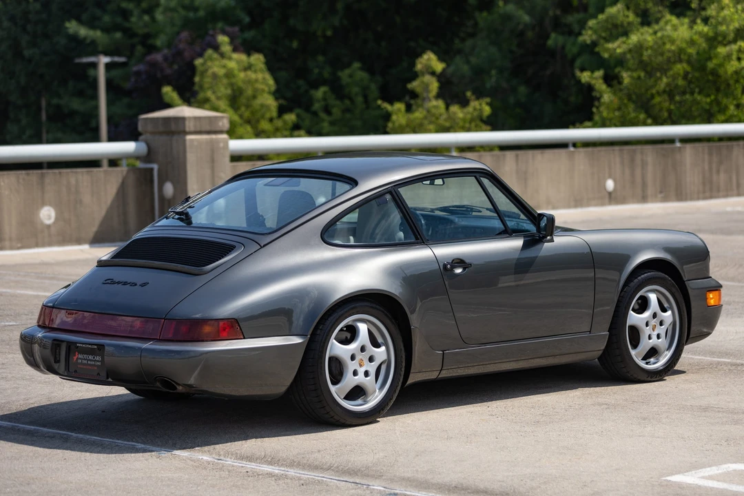 1989 Porsche 964 Carrera 4 - Image 29 of 31