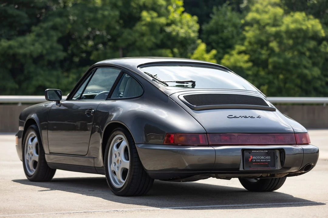 1989 Porsche 964 Carrera 4 - Image 24 of 31