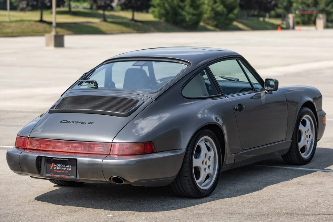 1989 Porsche 964 Carrera 4 - Image 27 of 31
