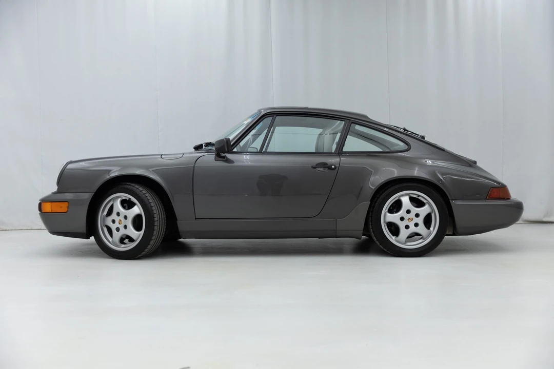 1989 Porsche 964 Carrera 4 - Image 11 of 31