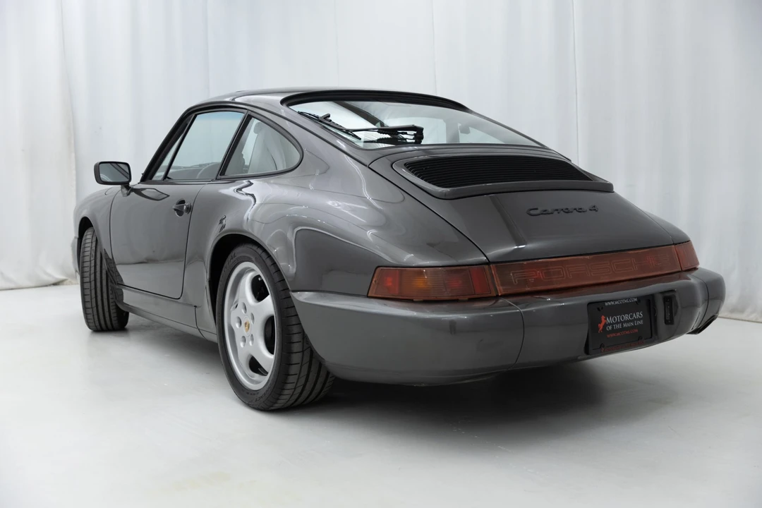 1989 Porsche 964 Carrera 4 - Image 9 of 31