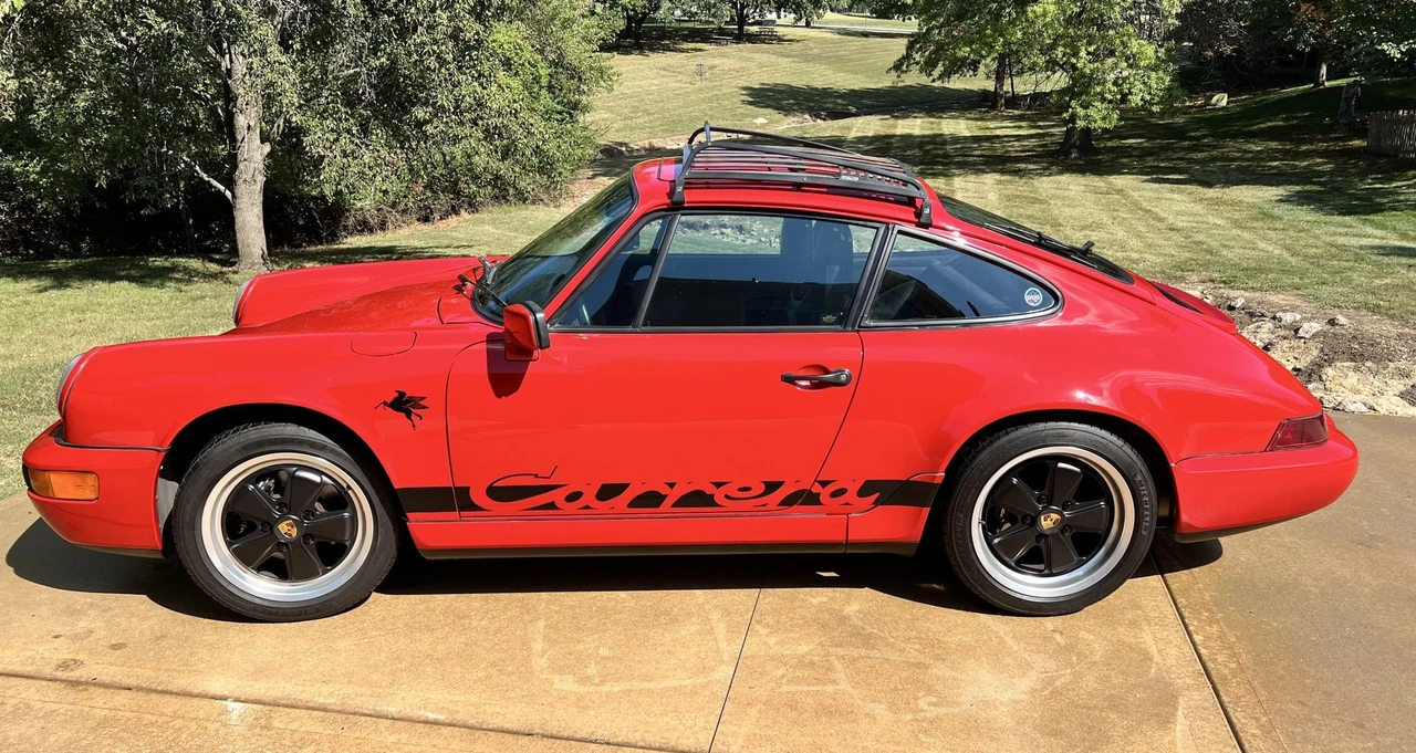 1989 Porsche 964 Carrera 4 - Image 10 of 31