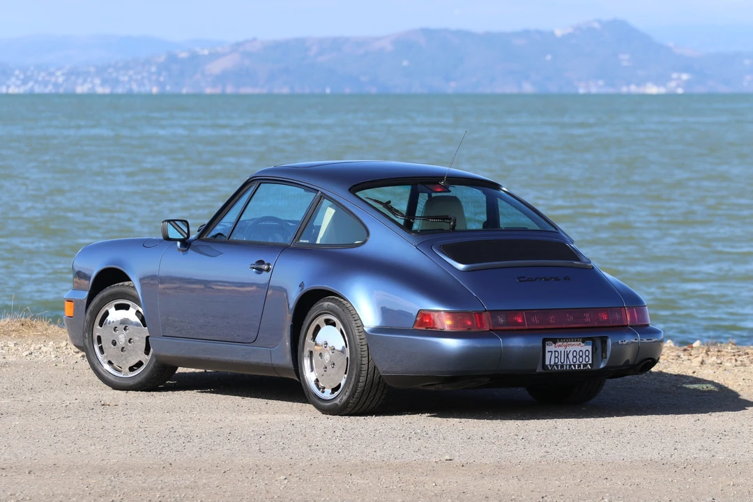 1989 Porsche 964 Carrera 4 - Image 8 of 31