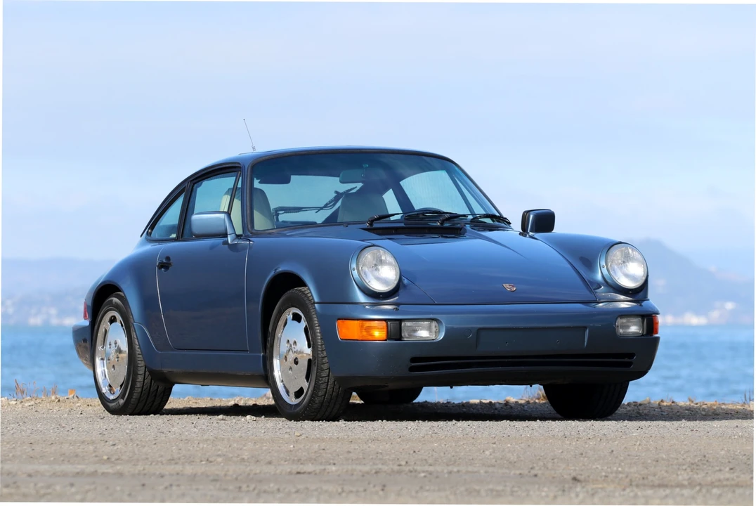 1989 Porsche 964 Carrera 4 - Image 15 of 31