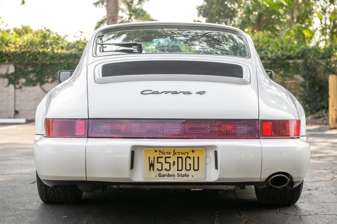 1989 Porsche 964 Carrera 4 - Image 4 of 31