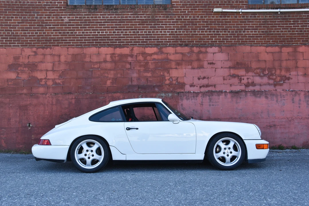 1989 Porsche 964 Carrera 4 - Image 18 of 31