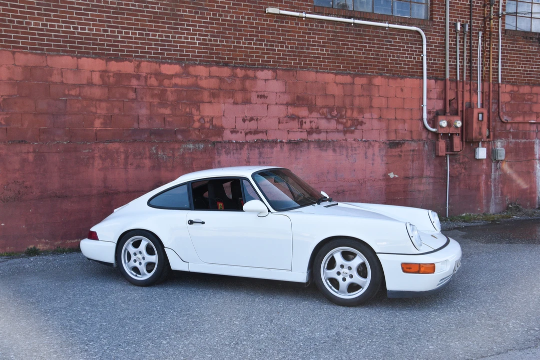 1989 Porsche 964 Carrera 4 - Image 16 of 31