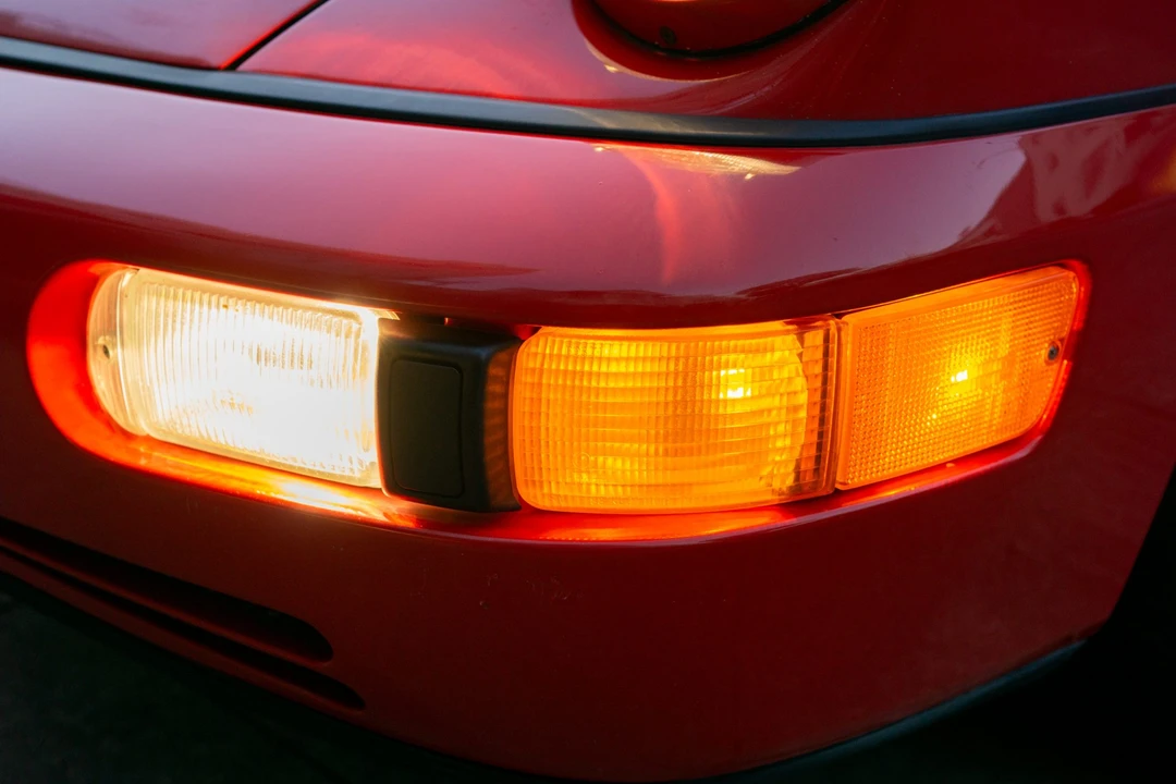 1989 Porsche 964 Carrera 4 - Image 22 of 31