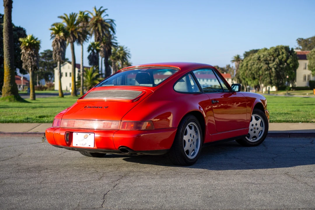 1989 Porsche 964 Carrera 4 - Image 13 of 31