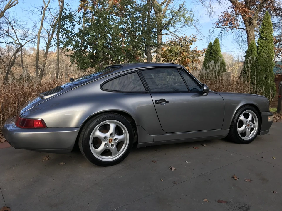 1989 Porsche 964 Carrera 4 - Image 22 of 31