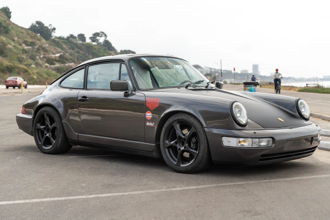 1989 Porsche 964 Carrera 4 - Image 8 of 31