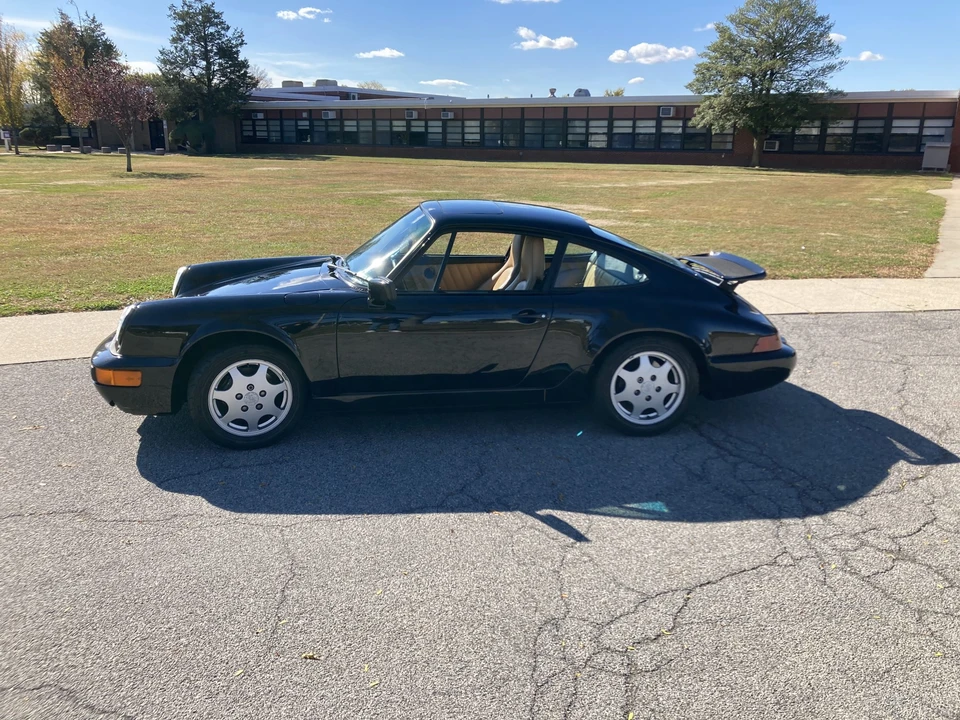 1989 Porsche 964 Carrera 4 - Image 10 of 31