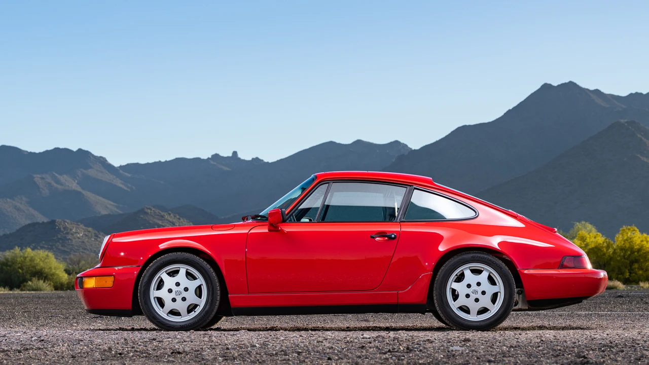 1989 Porsche 964 Carrera 4 - Image 17 of 31