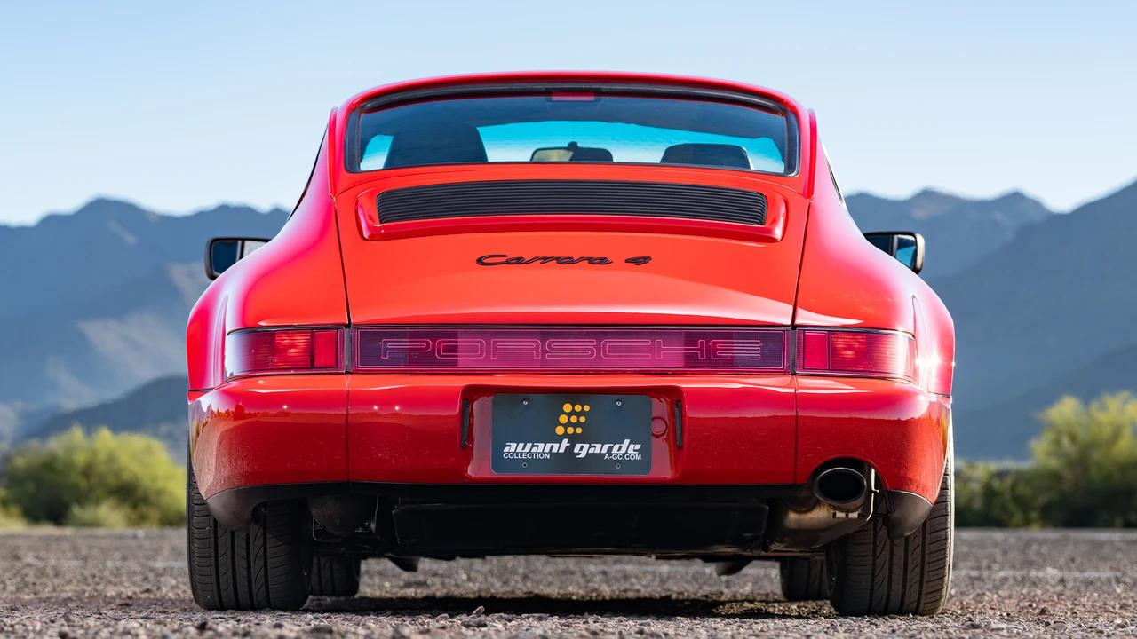 1989 Porsche 964 Carrera 4 - Image 24 of 31
