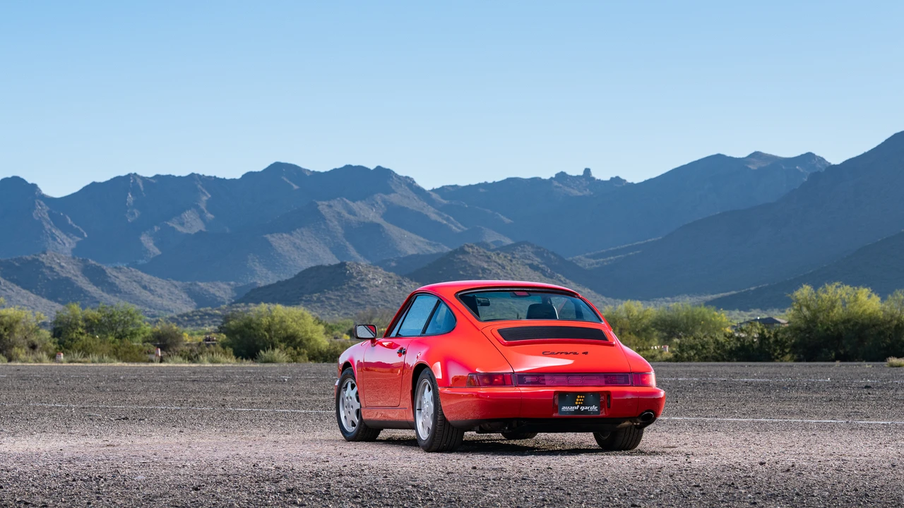 1989 Porsche 964 Carrera 4 - Image 25 of 31