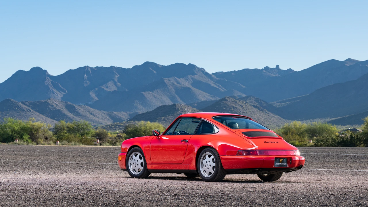 1989 Porsche 964 Carrera 4 - Image 27 of 31