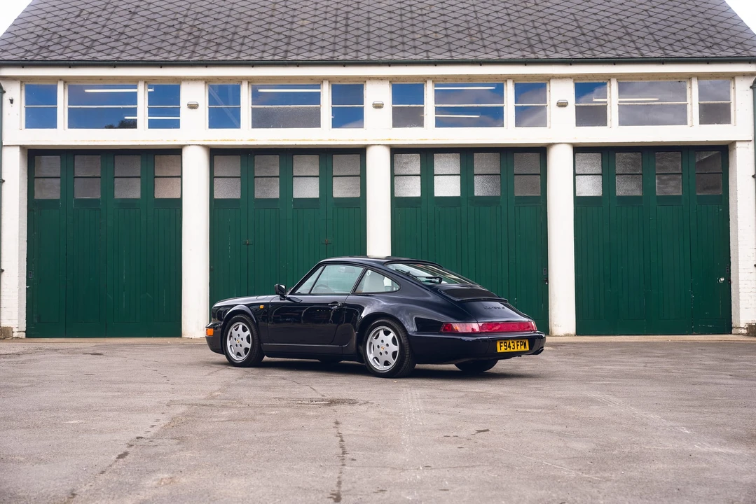 1989 Porsche 964 Carrera 4 - Image 26 of 31