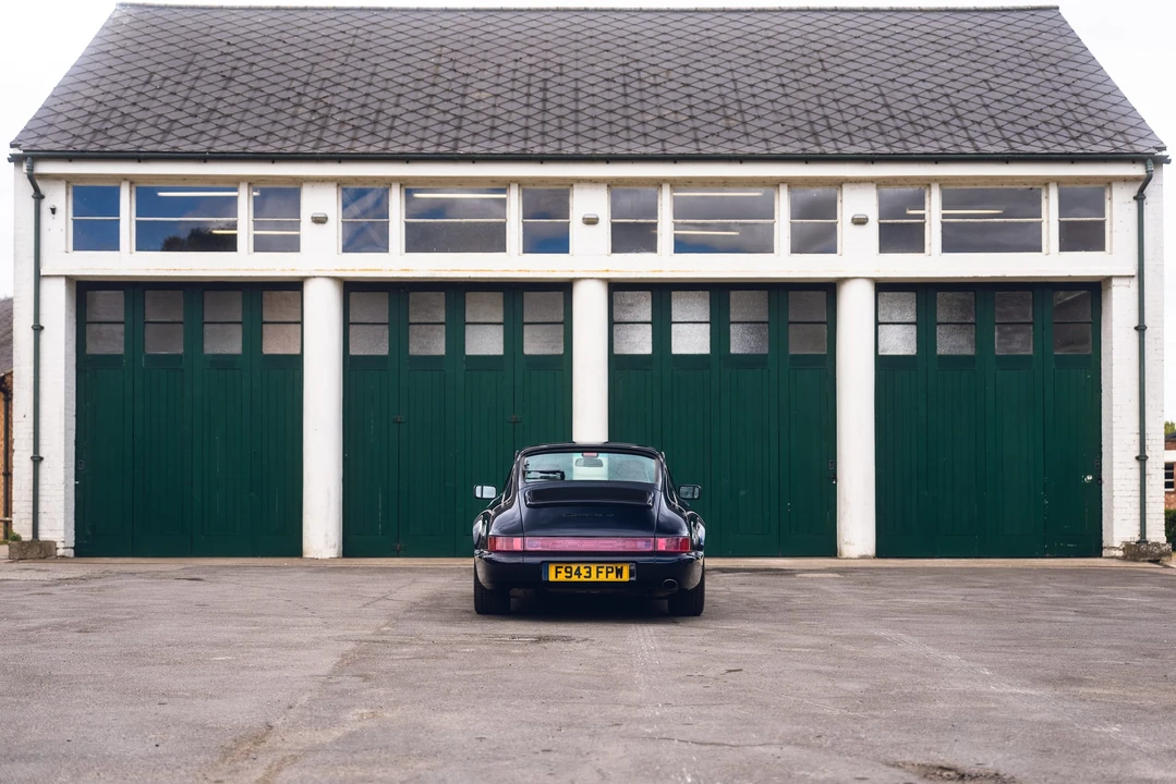 1989 Porsche 964 Carrera 4 - Image 21 of 31