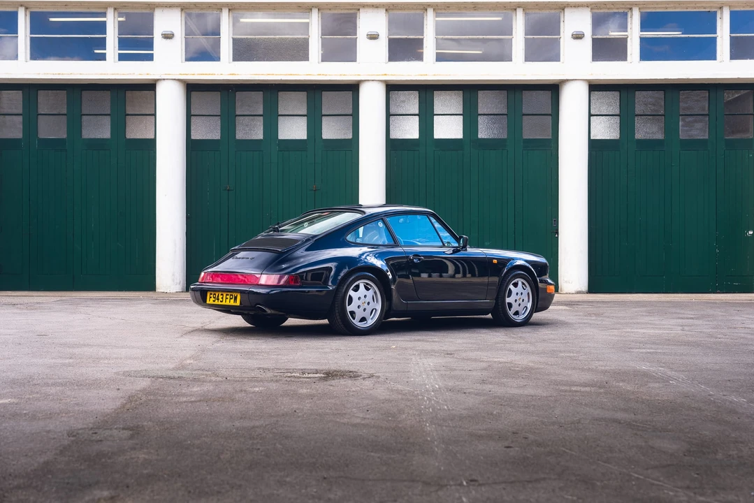 1989 Porsche 964 Carrera 4 - Image 20 of 31