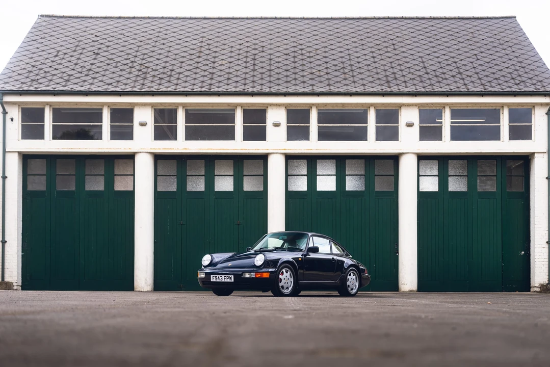 1989 Porsche 964 Carrera 4 - Image 2 of 31