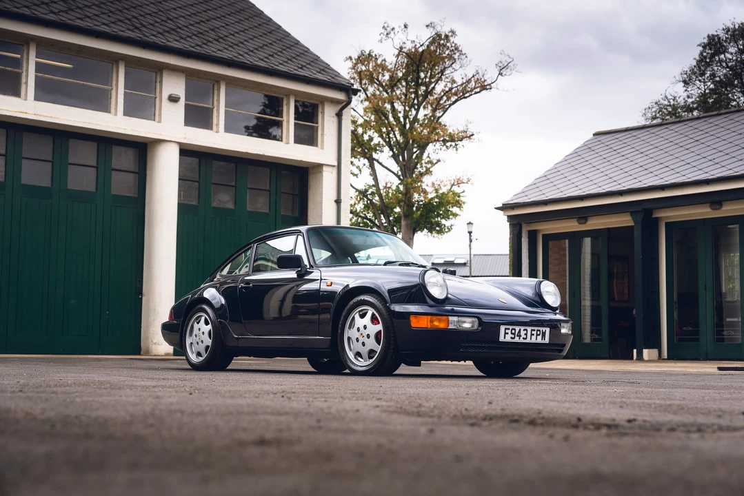 1989 Porsche 964 Carrera 4 - Image 13 of 31