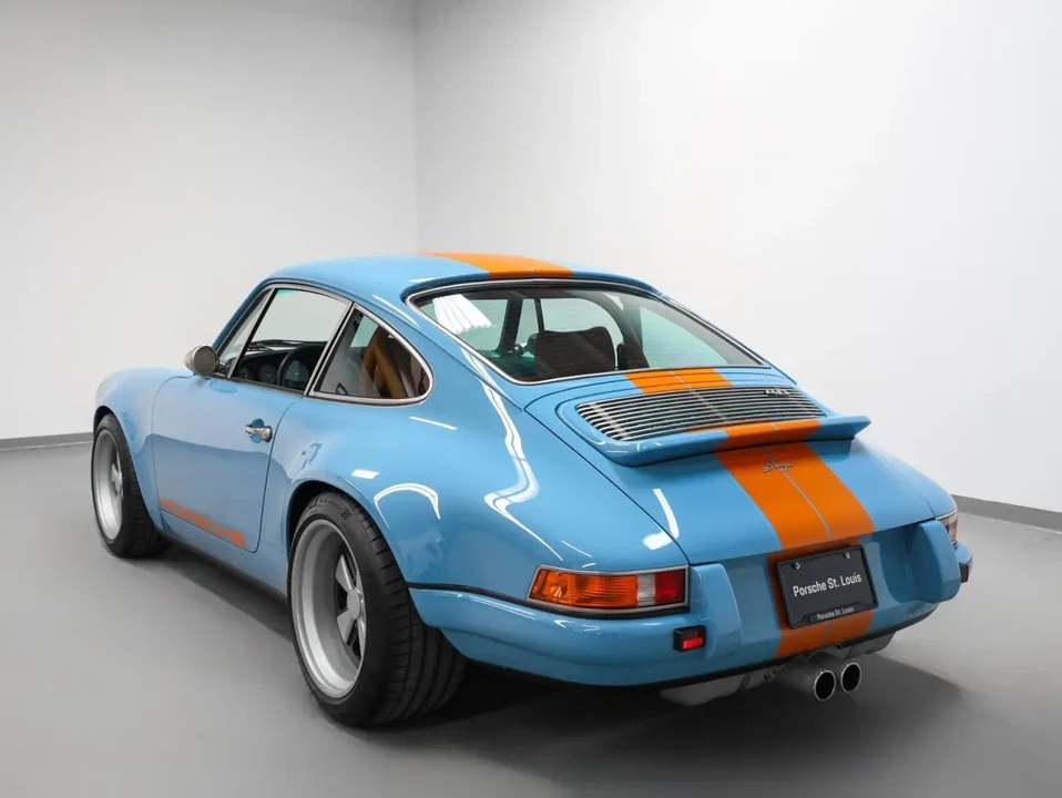 1989 Porsche 964 Carrera 4 - Image 3 of 9