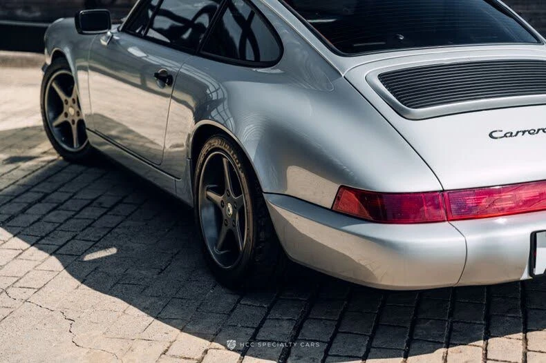 1989 Porsche 964 Carrera 4 - Image 8 of 31