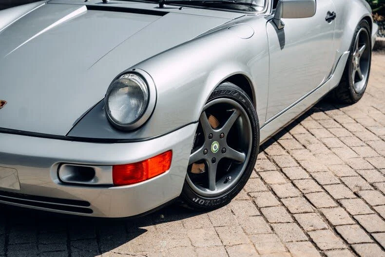 1989 Porsche 964 Carrera 4 - Image 2 of 31